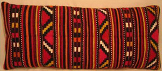 coussin kilim ancien tablier laine tisse main  decor géométrique  bulgarie